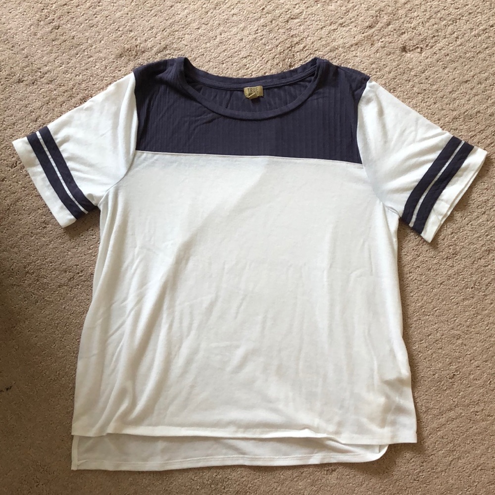 Super soft, casual tee